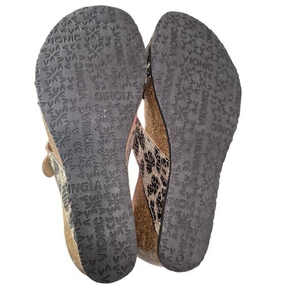 Vionic Orthaheel Danette Cork Wedge Sandal Snakeskin Crisscross Gold Buckle Sz 8 - Picture 6 of 6